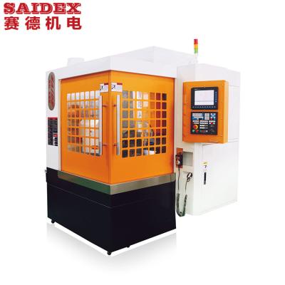 Cina Tagliatrice acrilica durevole di CNC 5.5KW, macchina multifunzionale di CNC del plexiglass in vendita