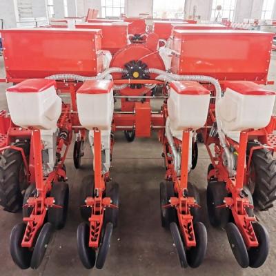 中国 Air System Precision Seeder Agriculture Equipment 4 Rows Sowing Depth 3-8 Cm 販売のため