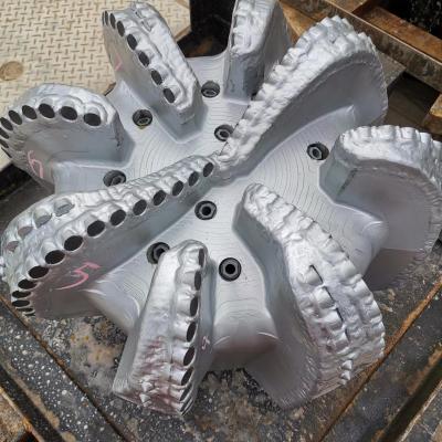 China Steel Body PDC Drill Bit 26 Inch 8 Blades Oilfield Drilling Tool for sale