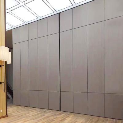 China Piso insonoro de la oficina a la pared de división del techo con perfil movible del aluminio de la pista en venta