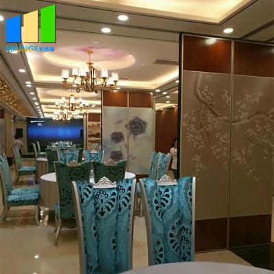 China 65mm Thickness Acoustic Room Dividers Painting Movable Restaurant Partition Wall For Conference Center for sale
