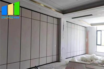 China A sala de reunião à prova de som grossa de 65MM divide a parede móvel acústica à venda
