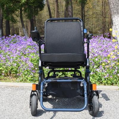 China Cadeiras de rodas dobráveis ​​de mobilidade para deficientes elétricos 6 km/h à venda