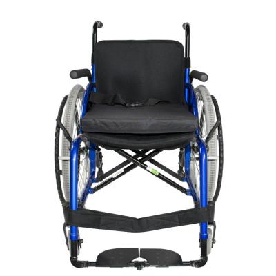 China Portable 820mm 100kg Lightweight Sport Wheelchair for sale