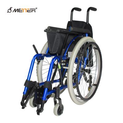China Cadeira de rodas esportiva leve dobrável de alumínio ISO13485 à venda