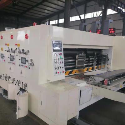 Chine Machine ondulée automatique 160pcs de fabrication de cartons de boîte à pizza par minute à vendre