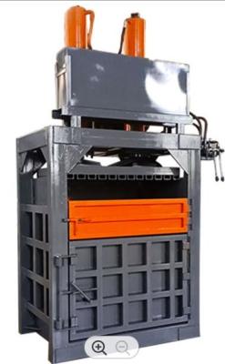 China HPM 29.5KW Cardboard Vertical Baler Machine Manual Belting 600Kg for sale