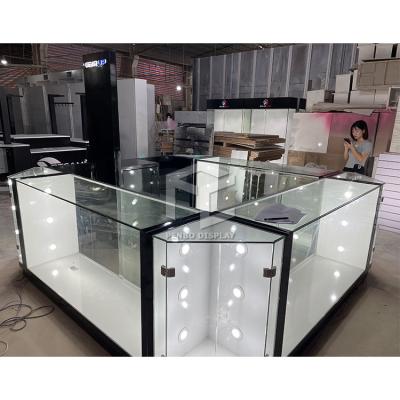 China Tempered Glass 10mm Thick Cell Phone Retail Display Case 6pcs Insert Spotlight for sale