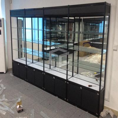 China 10mm Thick Tempered Glass Display Showcase ODM Adjustable Shelves for sale