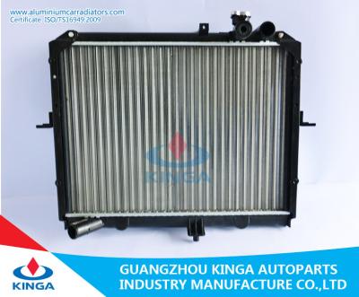 Cina Alluminio dei ricambi auto di rendimento elevato che corre radiatore KIA K-SERIE'MT in vendita