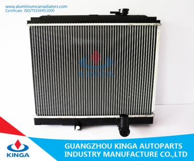 Chine Finition Toyota Sienna de radiateur de Toyota de rechange 95-98 radiateurs automatiques en aluminium de la TA à vendre