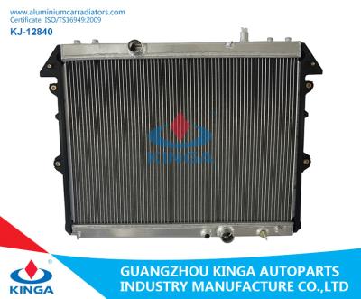 Chine Hilux Innova 2004 - OEM diesel 16400-Ol160/Ol120/Ol140 de radiateur de voiture de Mt Toyota à vendre