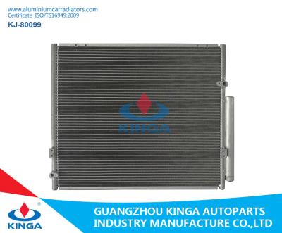 Cina Condensatore del condizionatore d'aria di Toyota per Fortuner 2005 - 2015 capacità di memoria 645 * 528 * 16 in vendita
