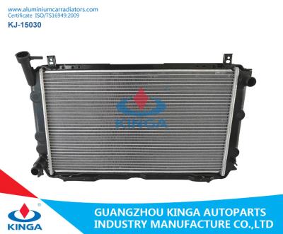 China Tubo de aluminio plástico de los radiadores del coche del sistema de enfriamiento de Nissan Sunny - tipo de la base de la aleta en venta