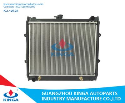 China High Performance Plastic Aluminum Toyota Radiator 16400-35090 / 35100 / 35380 for sale