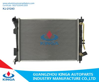 China Aluminio 2013 de las piezas de automóvil de KIA K3 que suelda a OEM 25310-B5100 del radiador de Hyundai en venta