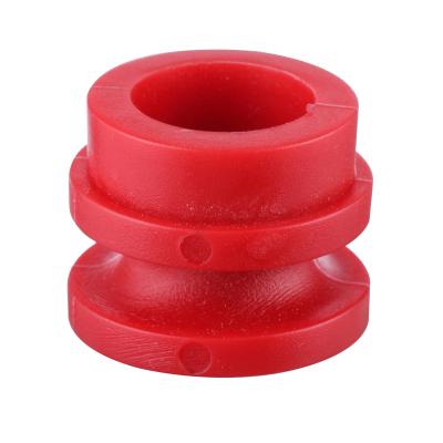 China HDPE 5mm Nail Hole Wood Post Bobbin Insulator With 6mm Wire For Electric Fence for sale