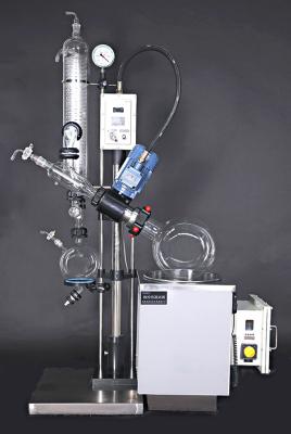 China Automatic Lifting LCD Display 2l Lab Chemical Industrial Rotary Vacuum Evaporator for sale