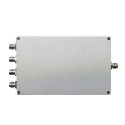 China SMA Microstrip 4 Way Wilkinson Power Divider 0.6GHz To 6GHz for sale