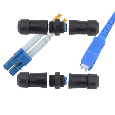 China Outdoor Fiber Optic Eextension Cord Adapter Network Cable Connector Waterproof IP68 for sale