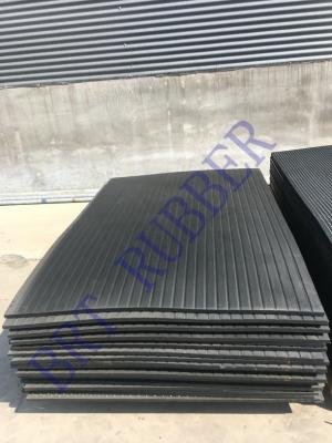 中国 Commercial Grade Anti Slip Rubber Mat For Cow And Horse 販売のため
