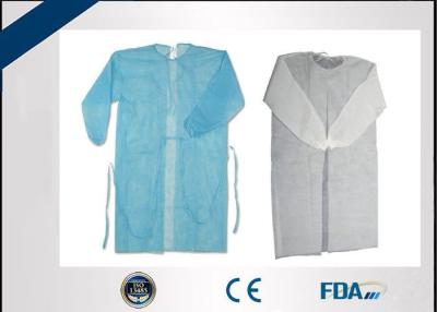 China Non Woven Disposable Coverall Suit Tear Resistant For Dust / Bacteria Isolation for sale