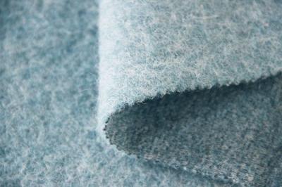 Chine Tissu piquant simple de fil de mohair, tissu japonais 57/59 largeurs de laine de Boucle à vendre
