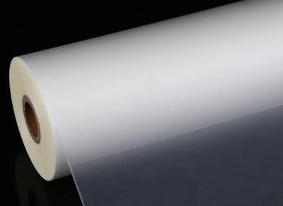 中国 18のmicマットBoppの本ロール包装の印刷3600mのための薄板になるフィルムの熱い溶解の上昇温暖気流 販売のため