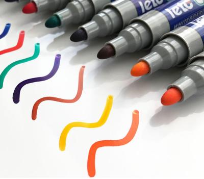 Chine Les accessoires intelligents colorés de conseil, sèchent le service d'OEM de stylo de marqueur d'effacement à vendre