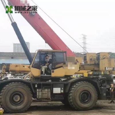 Chine Grue mobile de camion de grue de terrain accidenté utilisée par mobile SANY SRC550H 55 tonnes à vendre