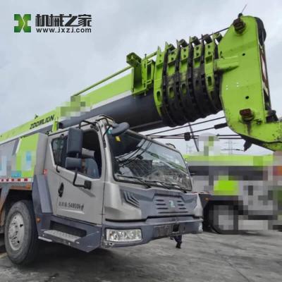 China 95ton Gebruikte Zoomlion Vrachtwagenkraan Zoomlion ZTC950V Tweedehands Vrachtwagen Mobiele Kraan Te koop