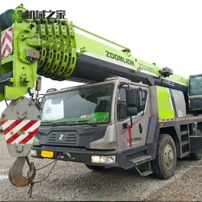 Chine ZTC950V Zoomlion a utilisé des camions de grue d'occasion des grues 95ton de camion à vendre à vendre