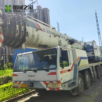 China Gebruikte Zoomlion Gebruikte Vrachtwagenkranen QY150V633 Tweedehands Vrachtwagen Mobiele Kraan Te koop