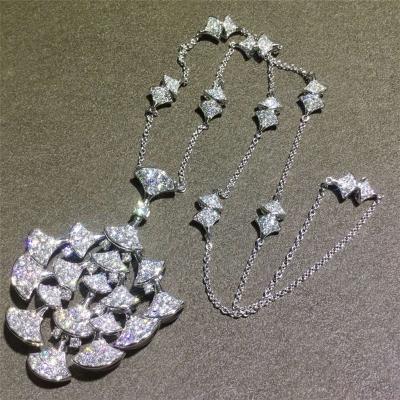 China La fan forma el oro blanco de lujo ideal del diamante 18k de las divas de lujo de la joyería de las mujeres en venta