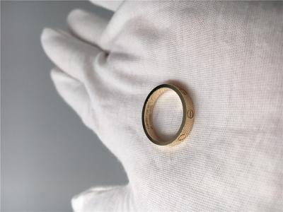 China Amor de encargo Ring Wedding Band de la joyería de la parte alta del diseño simple en venta
