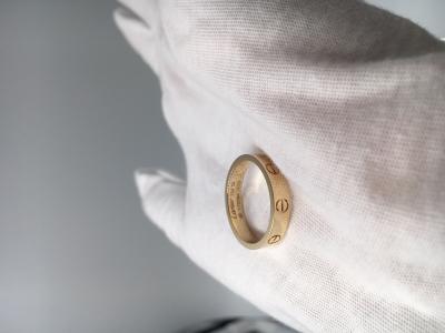 中国 人の結婚指輪の贅沢な金の宝石類18Kのイエロー・ゴールド宝石用原石無し 販売のため