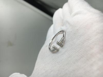 China Fio Ring With Round Brilliant Diamonds de T, aneis de noivado para o ouro branco das mulheres à venda