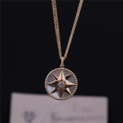 中国 金の工場ローズDESはダイヤモンドおよび真珠母の18Kイエロー・ゴールドの円形浮彫りのネックレスを出す 販売のため