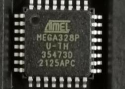 中国 ATMEGA328P-AUのマイクロチップの8ビット マイクロ制御回路- MCU 32KB内部システム フラッシュ 販売のため