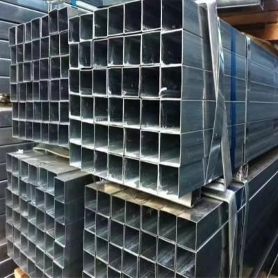 Chine Q235 Q345 Tubes carrées en acier galvanisé soudés à chaud pour le transport de fluide à vendre