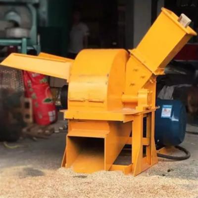 China Full Automatic 600kg/ H 11kw Wood Sawdust Machine Pulverizer 400mm Dia Disc for sale