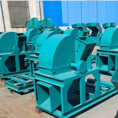 China Mobile Crusher Wood Sawdust Machine 2.6*1.1*1.5m 18.5kw 75kw for sale