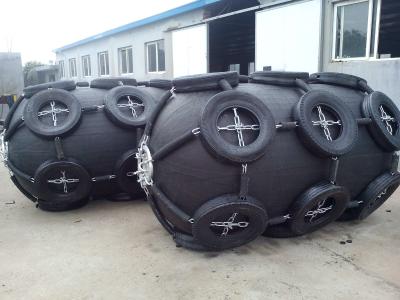 China 80kpa Professionally Certified Durable Floating Pneumatical Rubber Tyre Fenders For Ship & Boat for sale