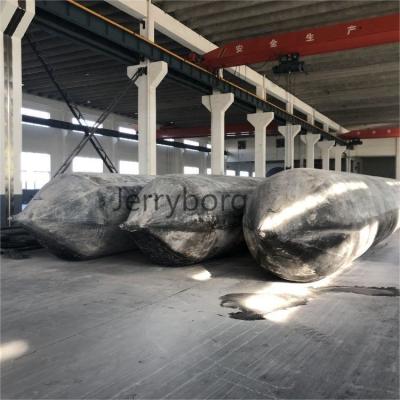China Heavy Lifting Underwater Rubber Air Lifting Airbag For Ship Launching en venta