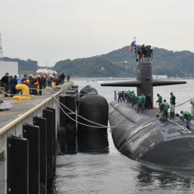China Submarino de la absorción de alta energía que flota la defensa neumática hidráulica en venta