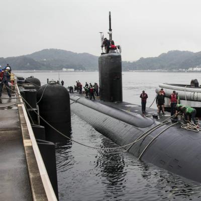 China Defensa neumática hidráulica de goma natural de Yokohama para el submarino en venta