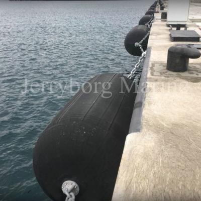 Chine bateau de 2.5m*4.0m accouplant Yokohama pneumatique Marine Rubber Fenders à vendre