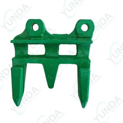 China Aftermarket John Deere Combine Parts Knife Guard Three Prong H225937 for sale