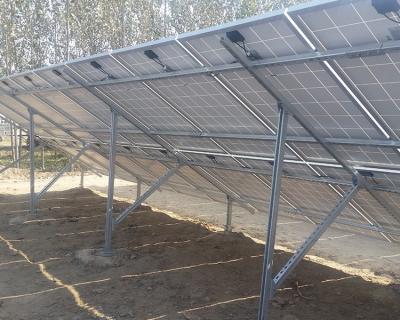 Chine La Manche solaire de Photovoltic faisant à profilé en u de la machine c la contrefiche solaire Stent photovoltaïque petit pain solaire de parenthèse formant la machine à vendre