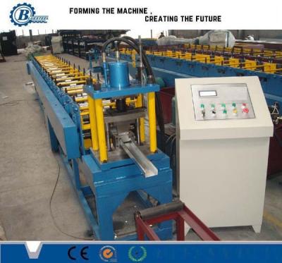 Chine Goujon hydraulique et petit pain de voie formant la machine pour couper le panneau en aluminium à vendre